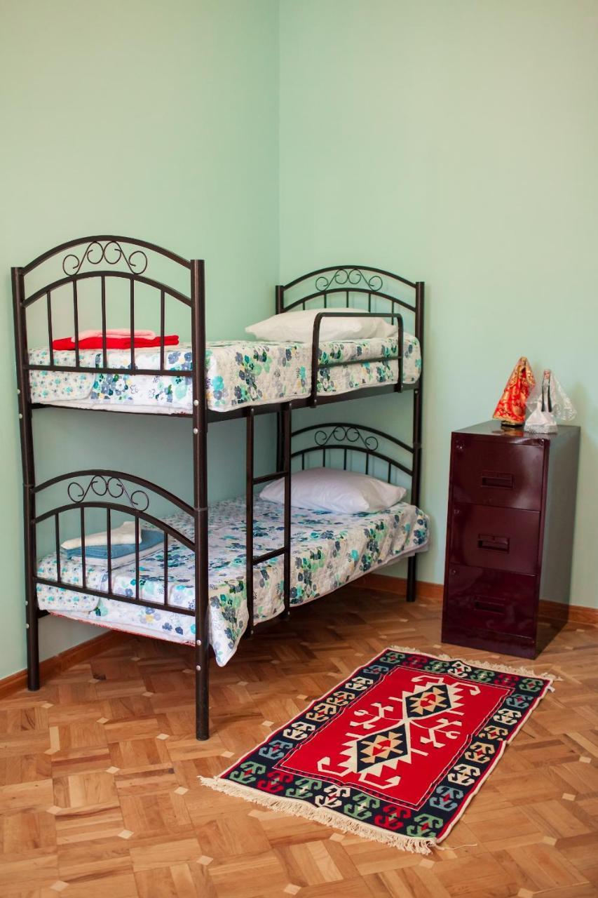 Land Of Fire Hostel Baku Zewnętrze zdjęcie