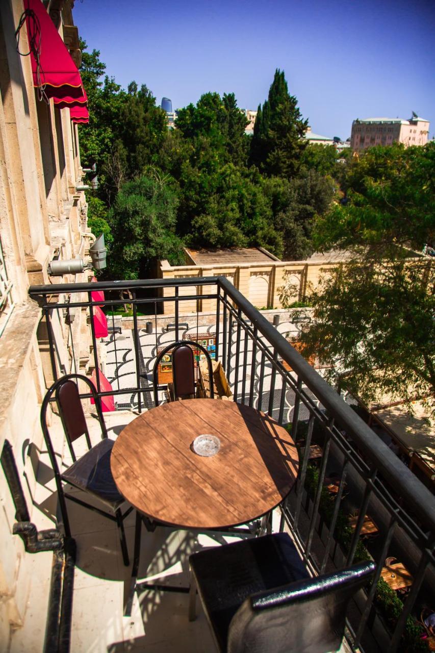 Land Of Fire Hostel Baku Zewnętrze zdjęcie